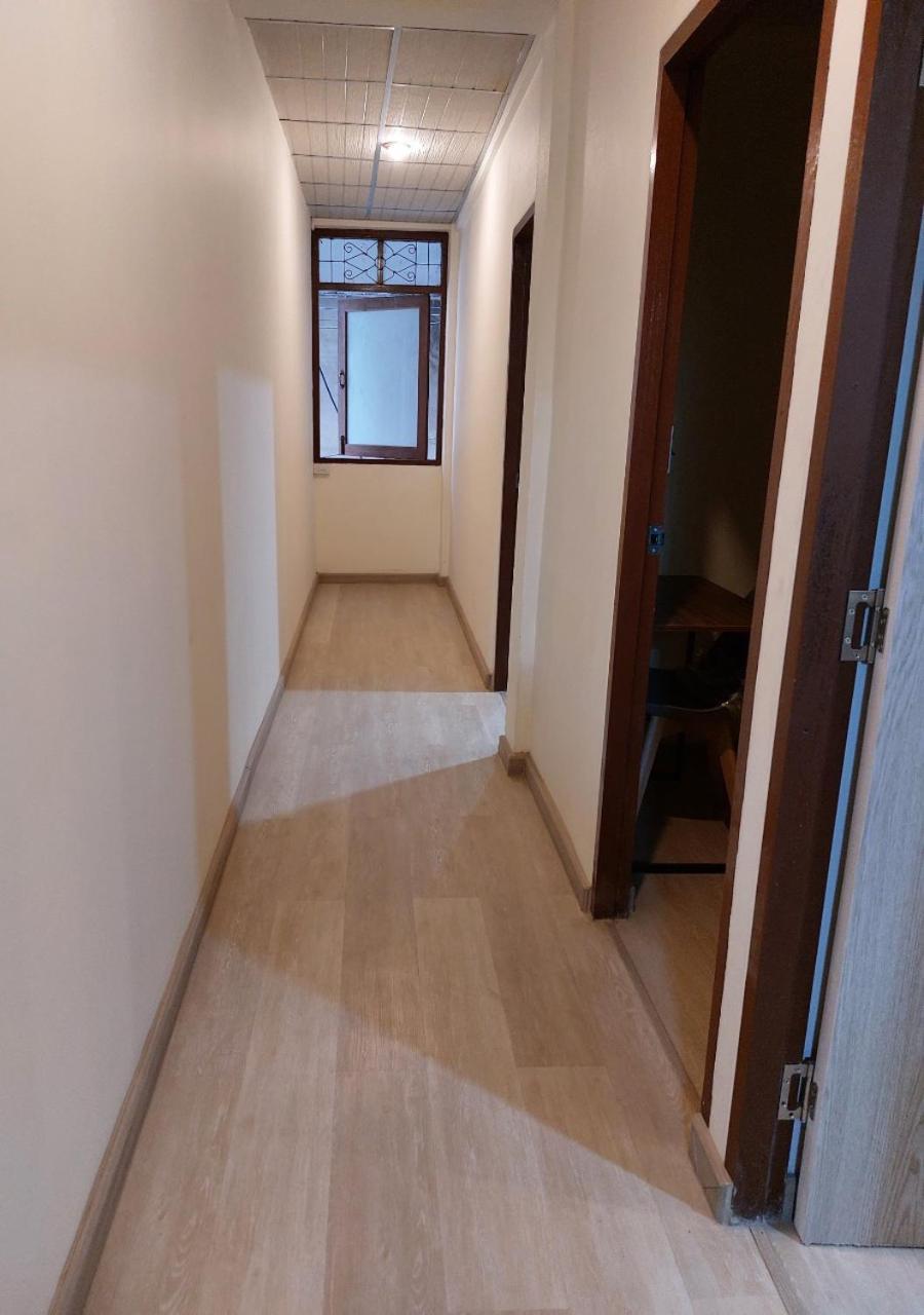 Chaiwat Hostel Банкок Екстериор снимка